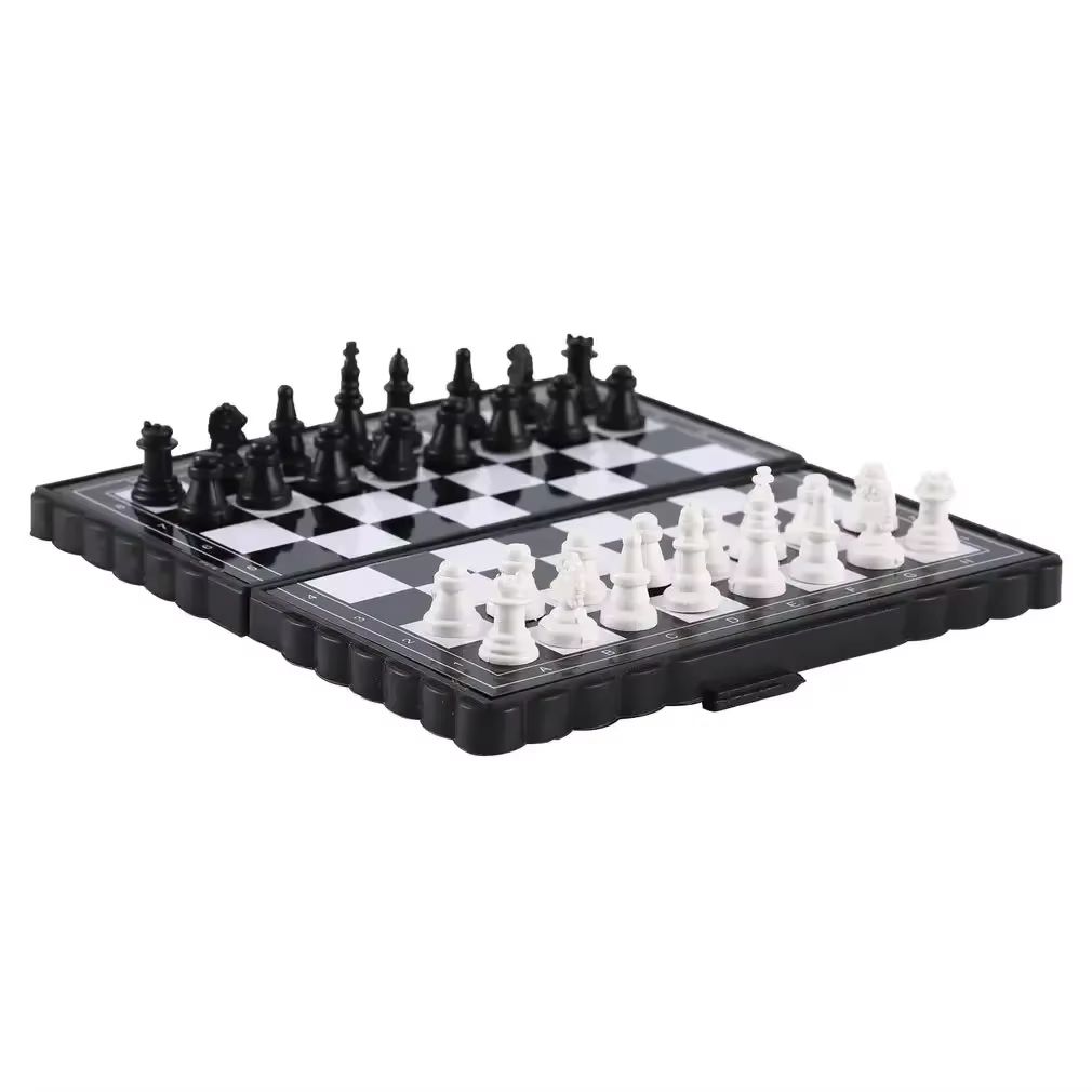 1Pc Mini Magnetic  Chess Set   – Outdoor Adventure Game Bewertung und Preis